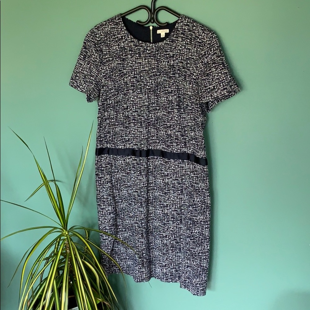 Flattering Gap dress